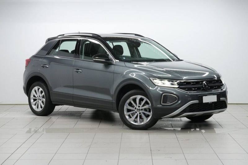 2025 Volkswagen T-Roc Life