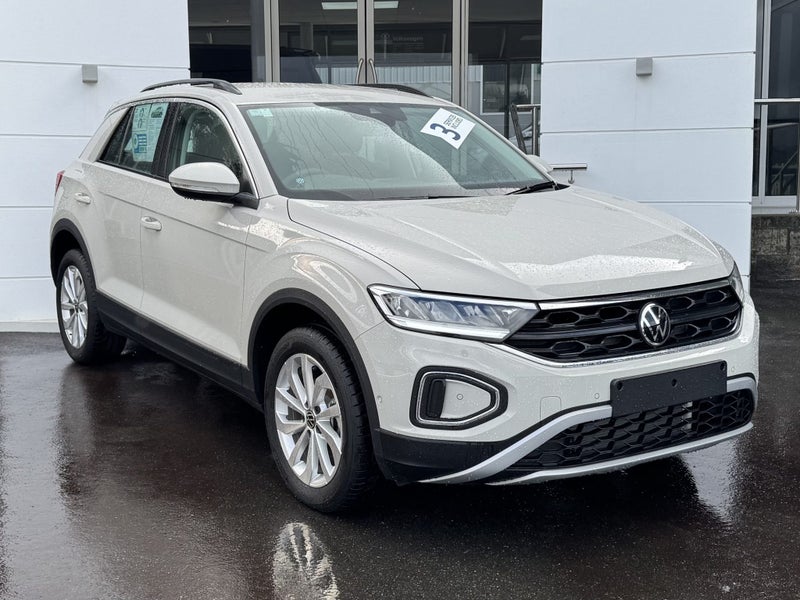 2025 Volkswagen T-Roc LIFE 1.4TSi 8At