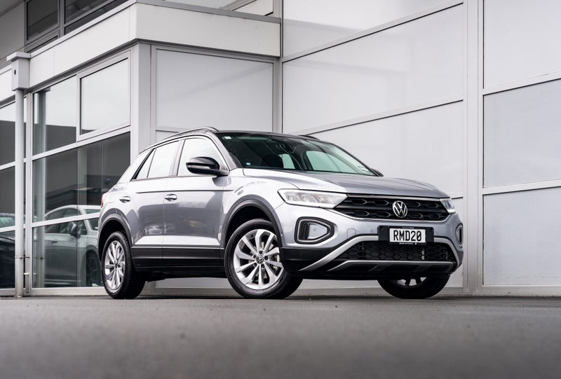 2025 Volkswagen T-Roc Life 2WD Facelift Petrol...