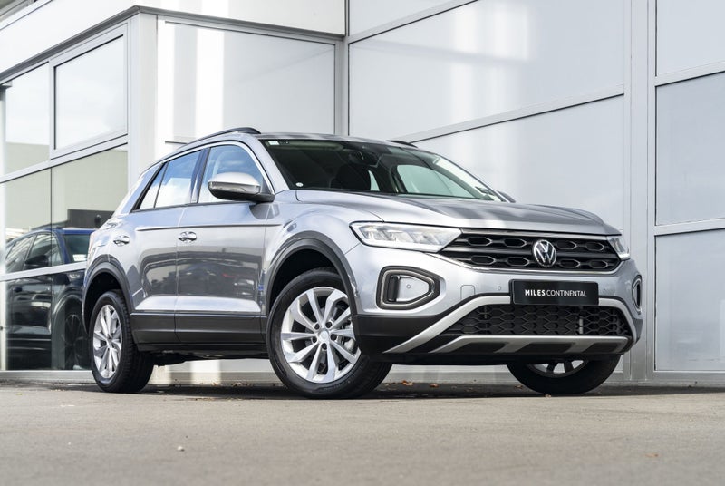 2025 Volkswagen T-Roc Life 2WD Facelift Petrol...