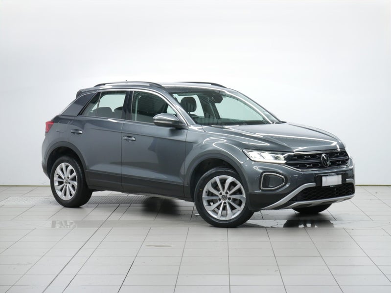 2025 Volkswagen T-Roc Life