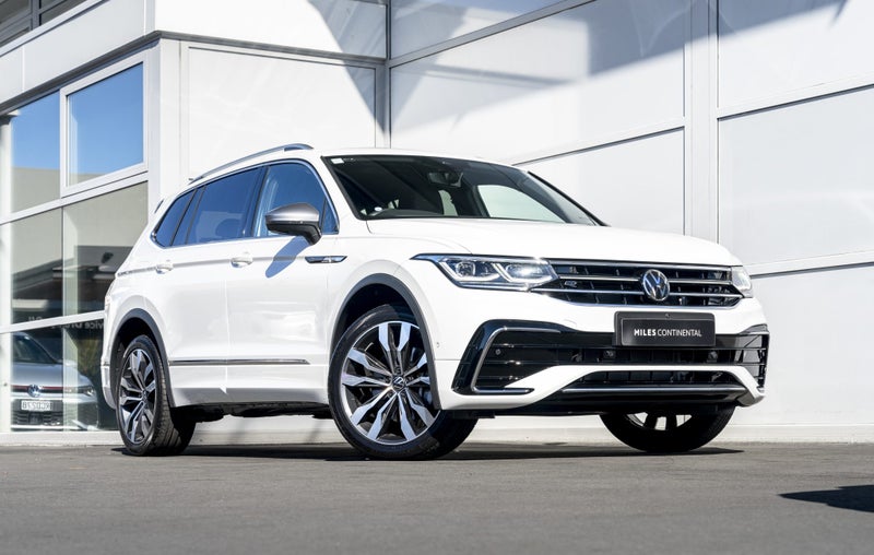 2025 Volkswagen Tiguan Allspace R-Line 4WD / Tu...