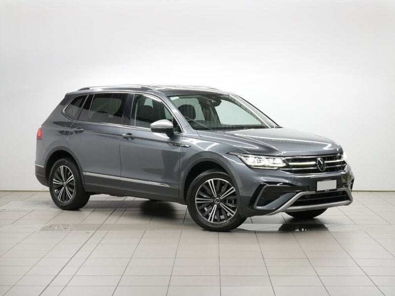 2025 Volkswagen Tiguan Allspace Style AWD