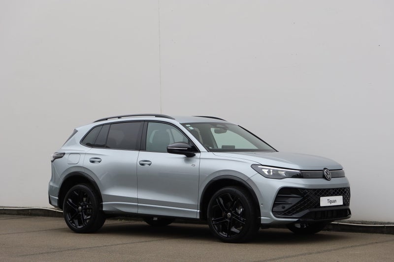 2025 Volkswagen Tiguan Black pack R-Line AWD