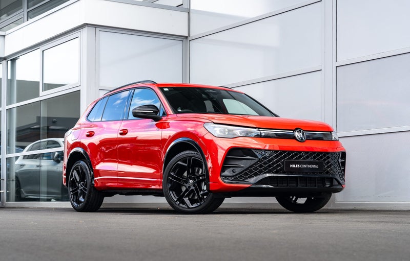 2025 Volkswagen Tiguan R-Line 2.0 Turbo AWD Tou...