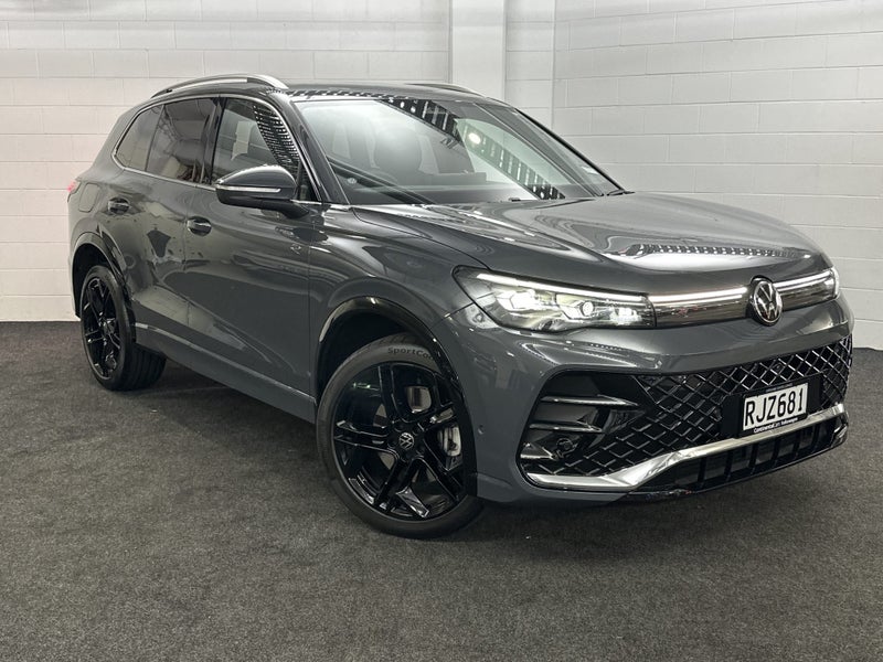 2025 Volkswagen Tiguan R-LINE AWD