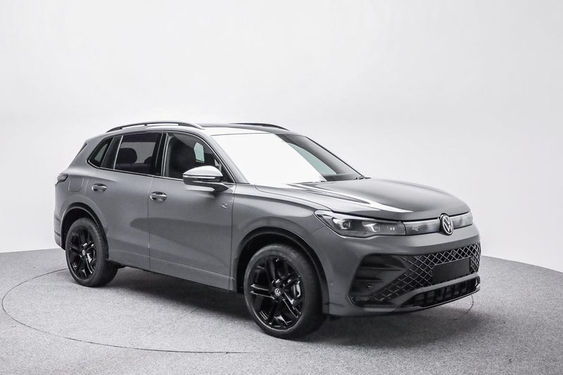 2025 Volkswagen Tiguan R-Line AWD