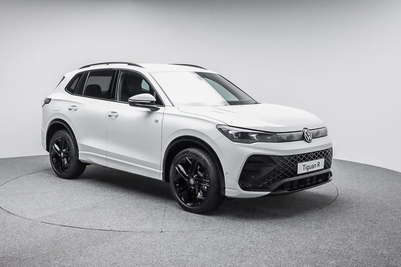 2025 Volkswagen Tiguan R-Line AWD Black Pack