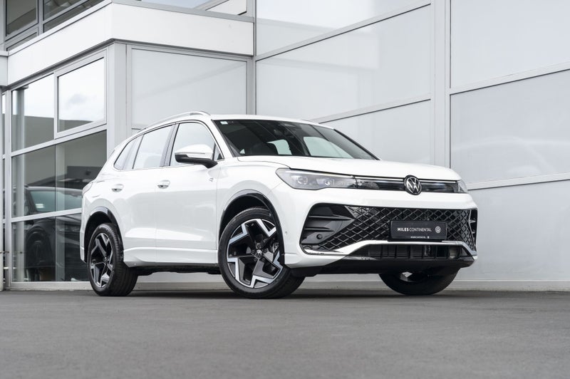 2025 Volkswagen Tiguan R-Line Touring 2WD Petro...