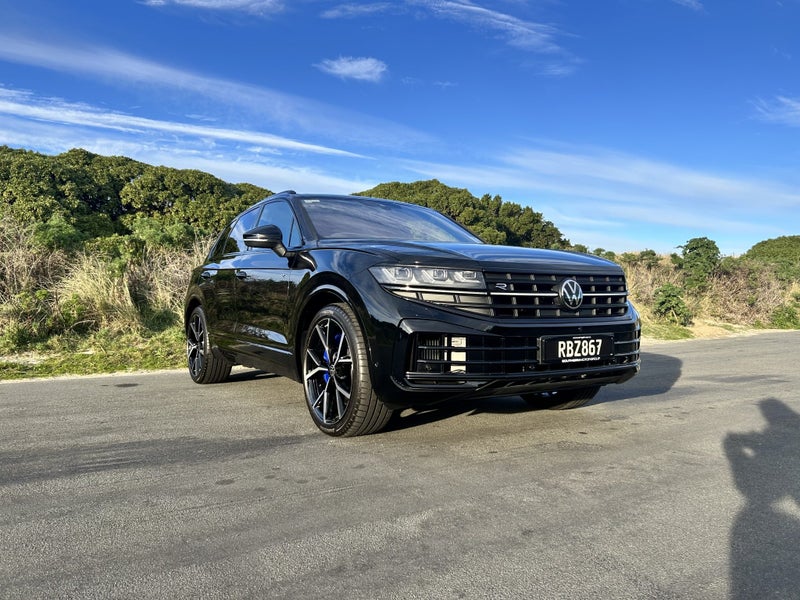 2025 Volkswagen Touareg R PHEV