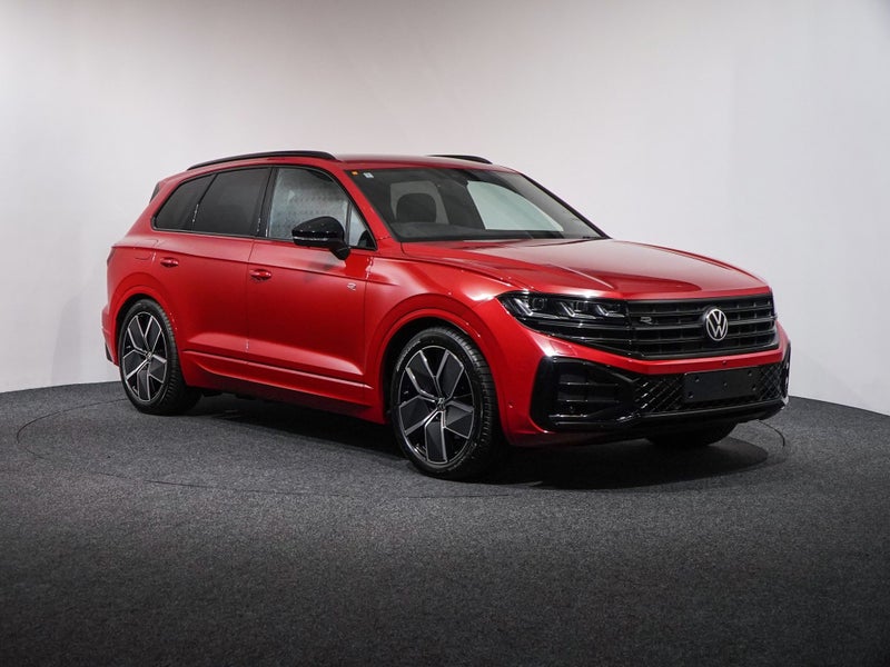 2025 Volkswagen Touareg TDi V6s R Line 210kW
