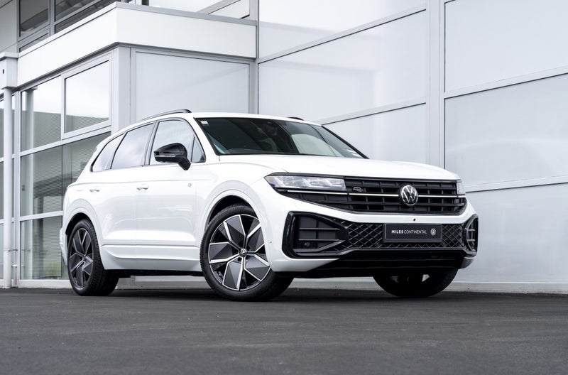 2025 Volkswagen Touareg V6S R-Line / 210kW Turb...