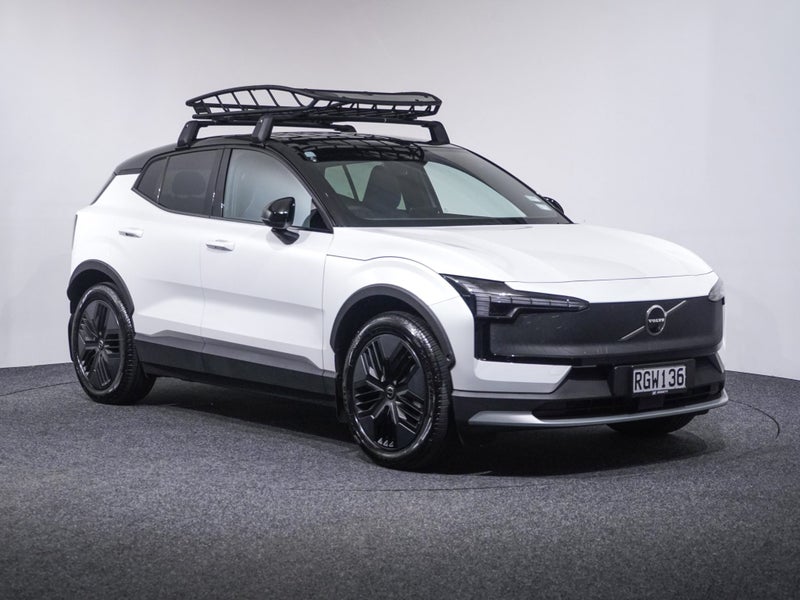 2025 Volvo EX30 Cross Country Ultra