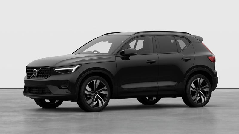 2025 Volvo XC40 B4 FWD Ultra Dark
