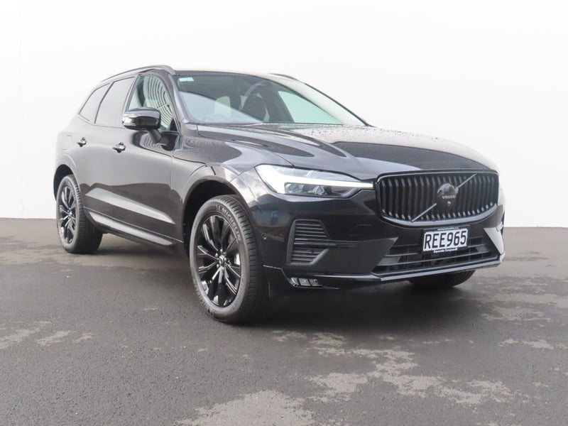 2025 Volvo XC60 B5 AWD Plus