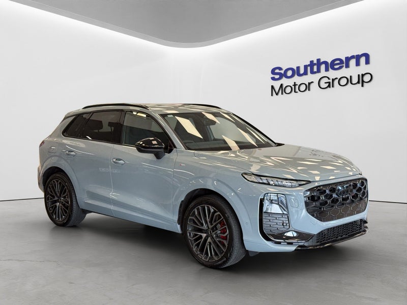 2026 Audi Q3 SUV TFSI quattro 195 kW