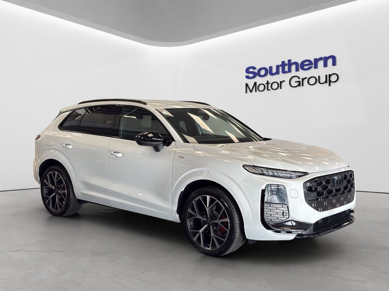 2026 Audi Q3 SUV TFSI quattro 195 kW