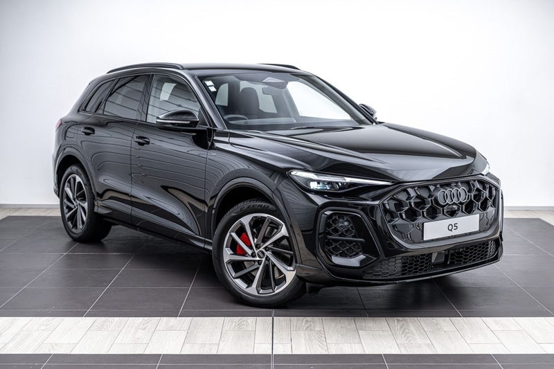 2026 Audi Q5 E-HYBRID S LINE