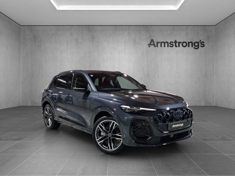 2026 Audi Q5 E-Hybrid S Line quattro