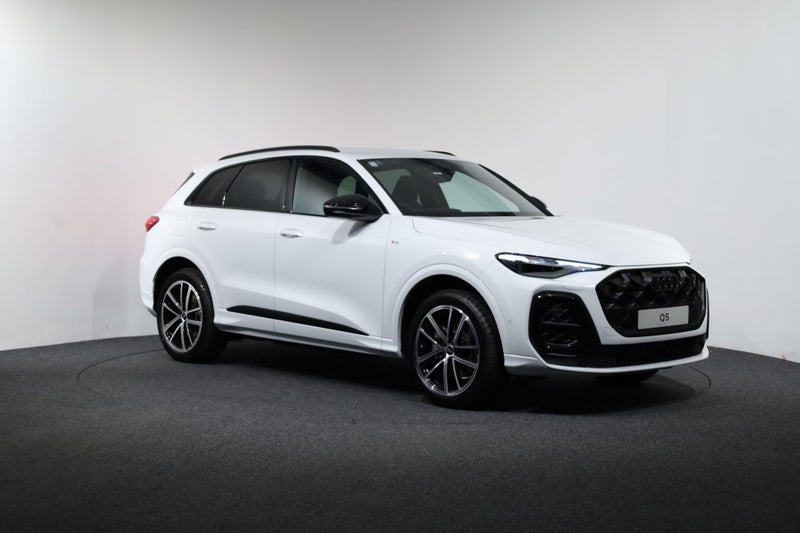 2026 Audi Q5 S-line TFSI MHEV+ 150kW quattro