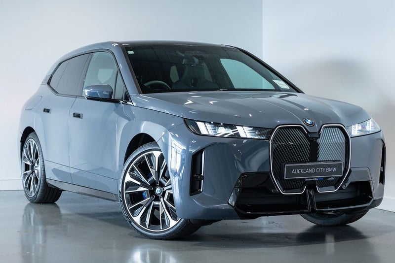 2026 BMW iX xDrive 45