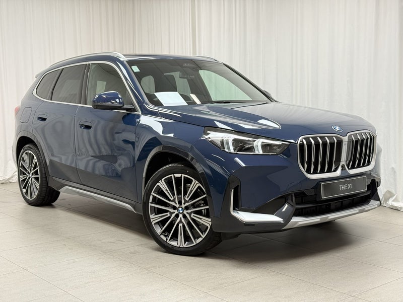 2026 BMW X1 X1 xDrive25e + Innovations Package