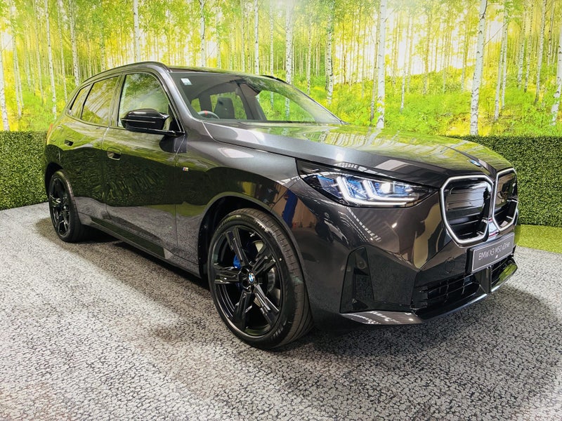 2026 BMW X3 M50 Xdrive 3.0Pt/4Wd - A wolf is sh...