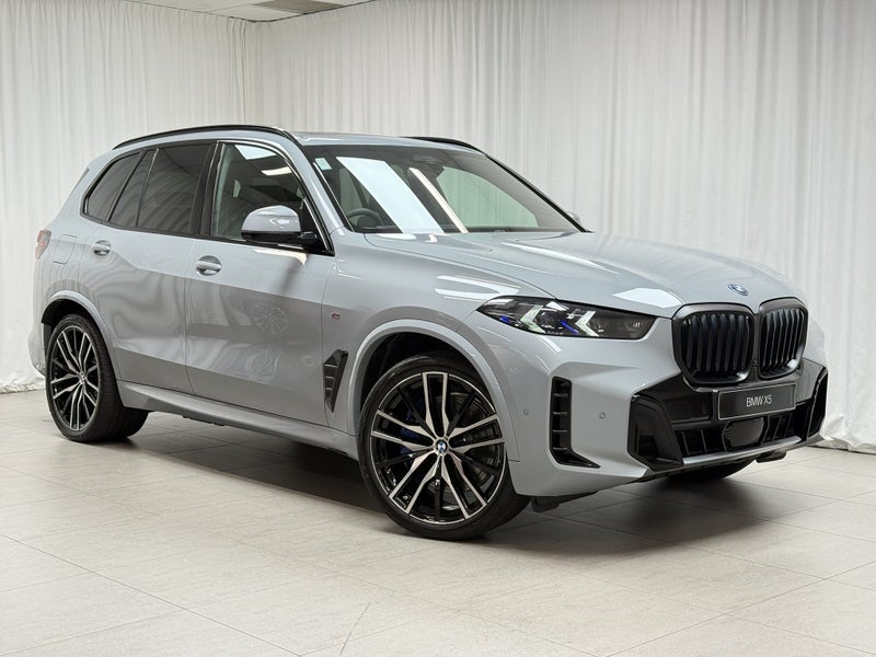 2026 BMW X5 X5 xDrive50e + Innovations + M Spor...