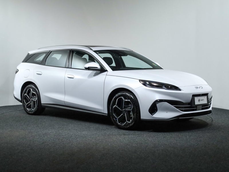 2026 BYD Seal 6 Touring Premium PHEV