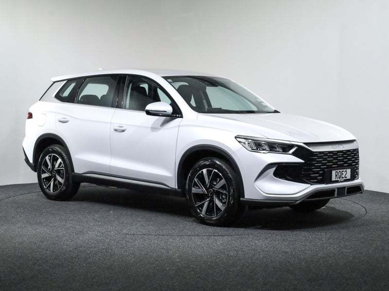 2026 BYD Sealion 5 Essential PHEV