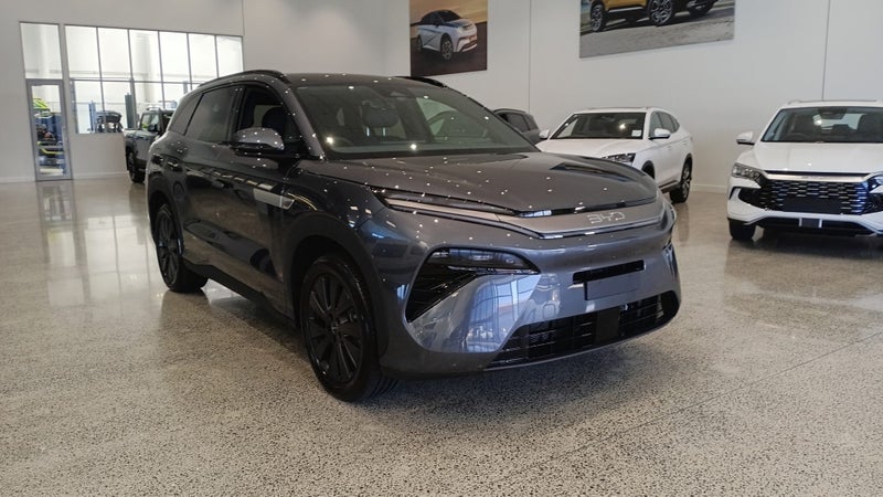 2026 BYD Sealion 8 Dm-I Dynamic Fwd
