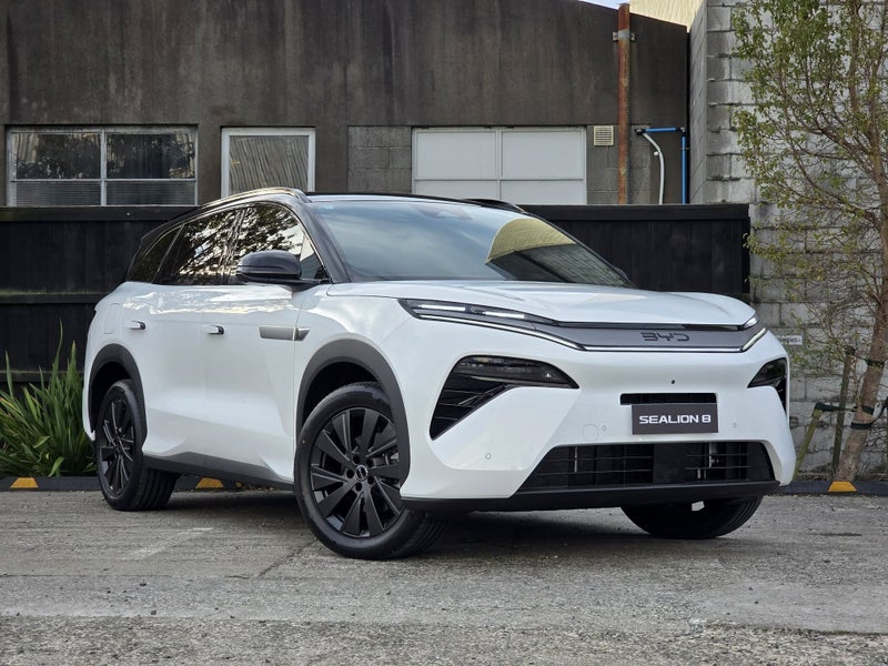 2026 BYD Sealion 8 Dm-I Dynamic Fwd