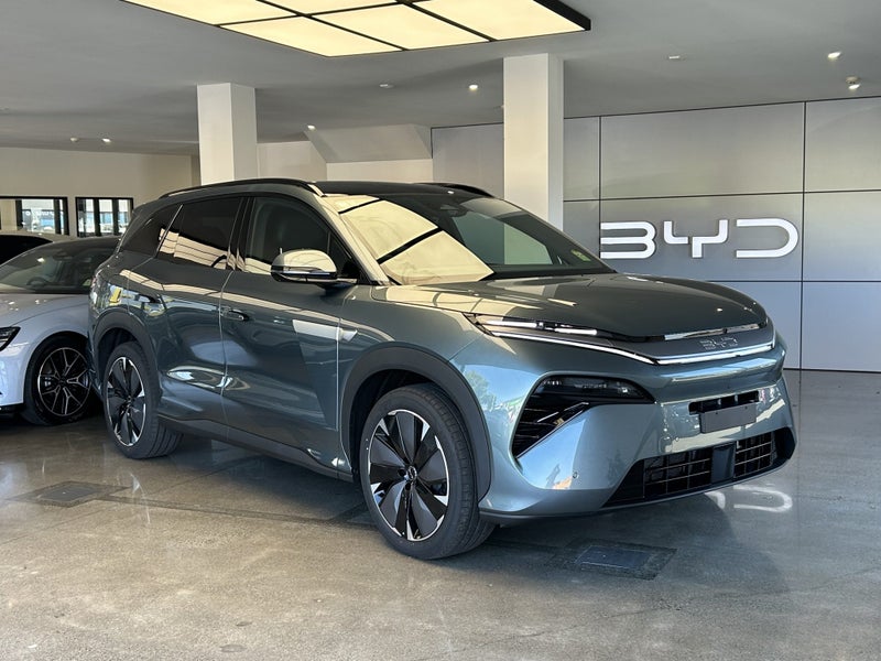 2026 BYD Sealion 8 DM-P Premium AWD