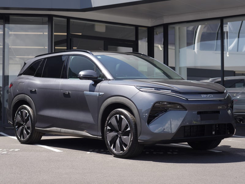 2026 BYD Sealion 8 DM-P Premium AWD