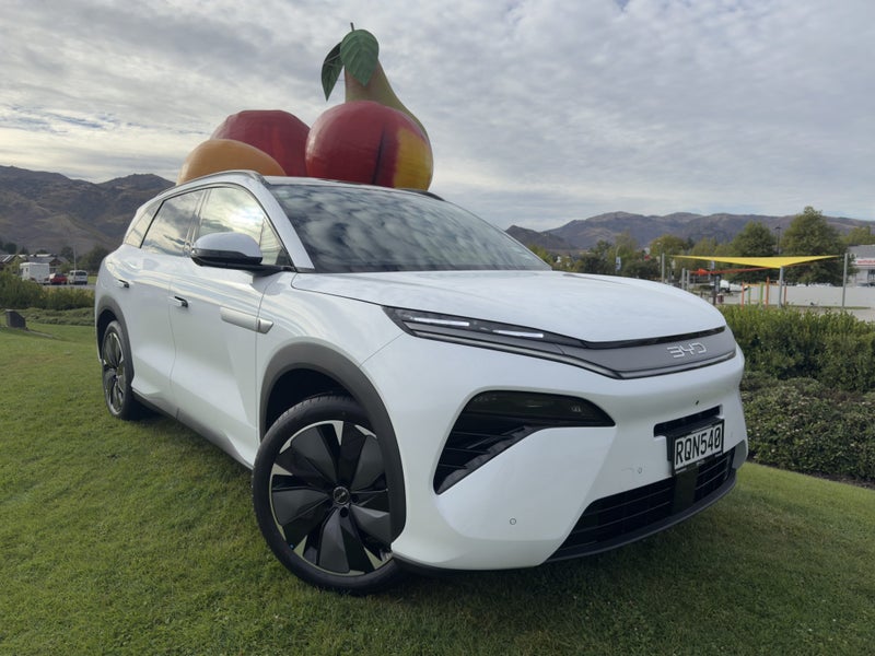 2026 BYD Sealion 8 Premium AWD