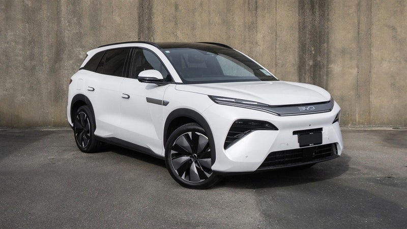 2026 BYD Sealion 8 PREMIUM AWD DM-P *1017KMS RA...