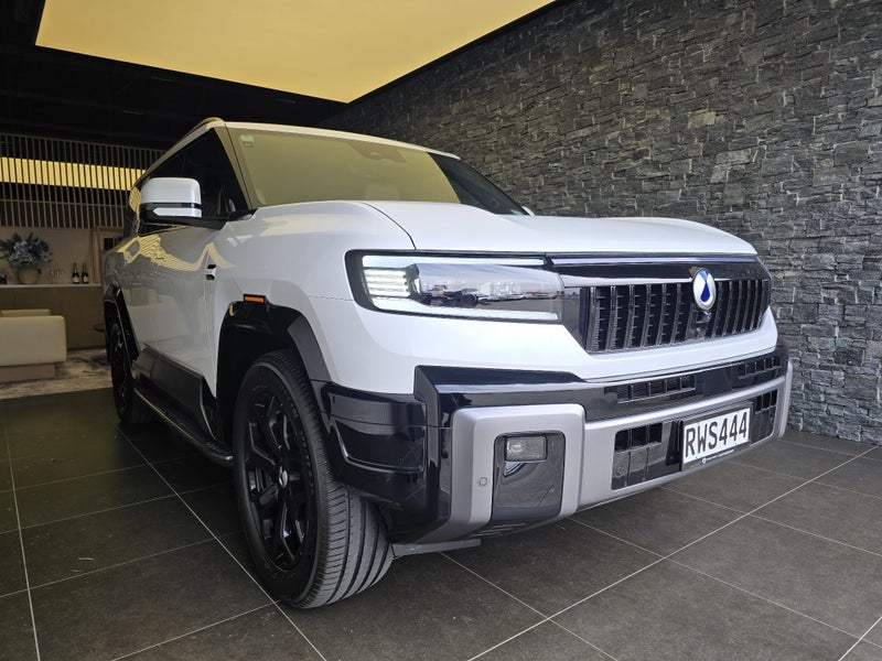 2026 DENZA B8 7-seater