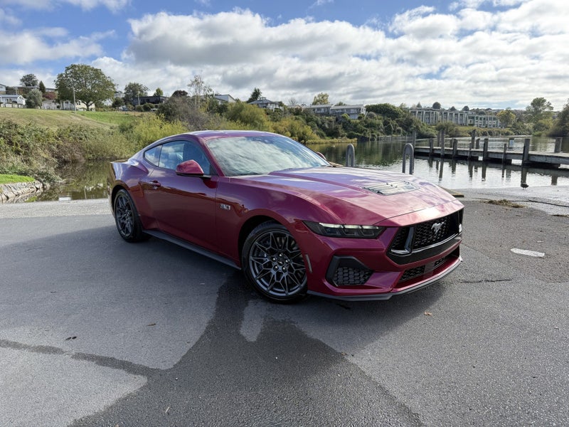 2026 Ford Mustang 5.0L FASTBACK AT 5.0