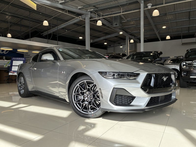 2026 Ford Mustang 5.0L Fastback At 5.0