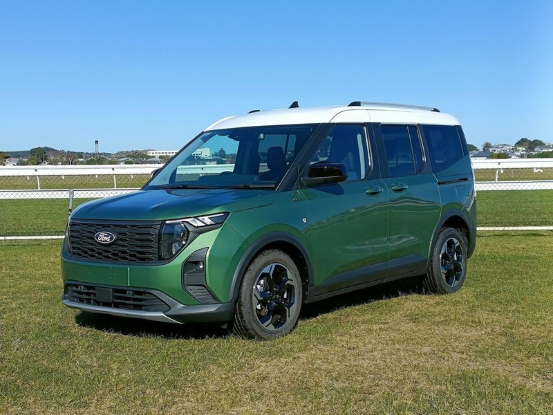 2026 Ford Tourneo Transit Courier 1.0P/7AT