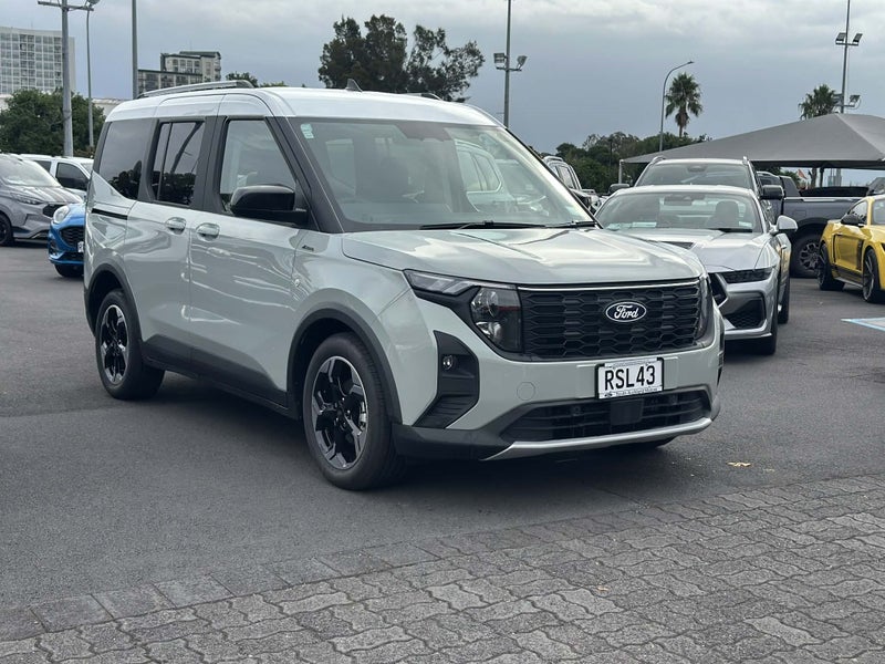 2026 Ford Tourneo Transit Courier1.0P/7At