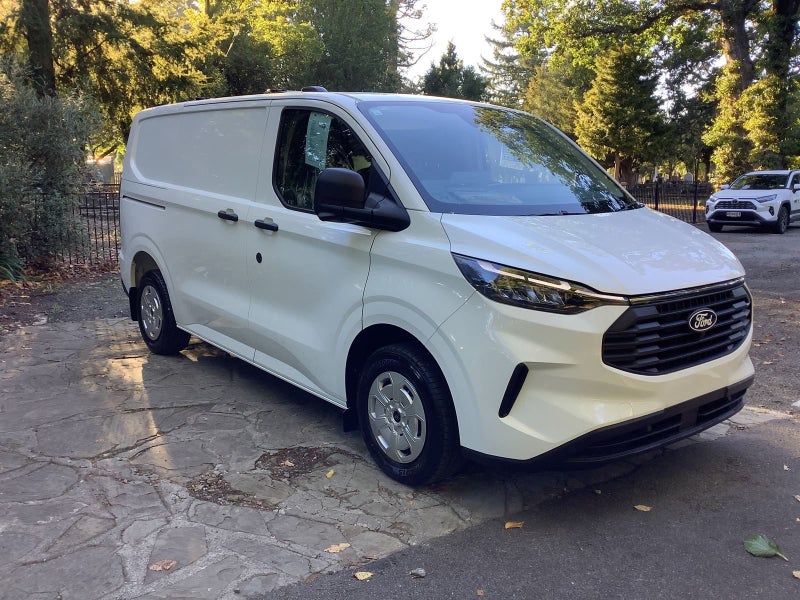 2026 Ford Transit CUSTOM 320 SWB