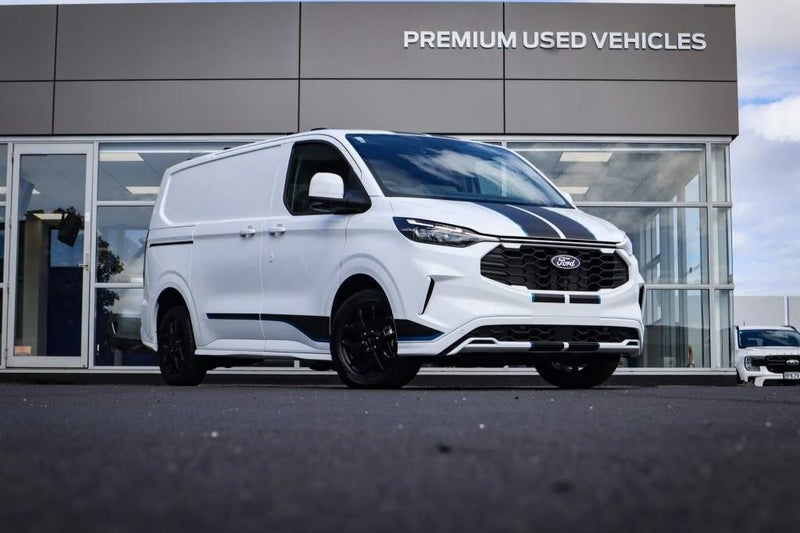 2026 Ford Transit Tourneo Custom Sport
