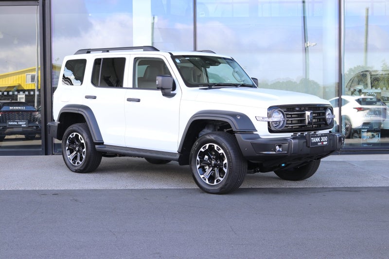 2026 GWM Tank 300 Lux PHEV 4x4 Hi4-T - NZ New