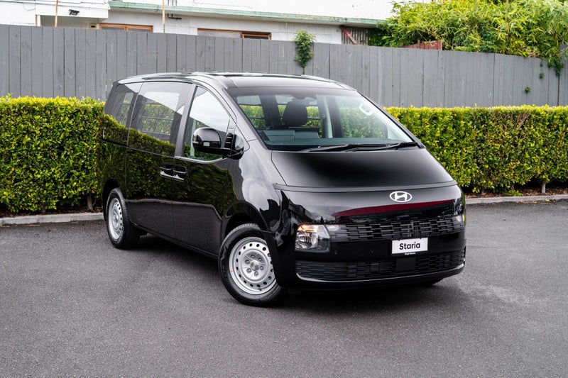 2026 Hyundai Staria 1.6T Hybrid 2WD 6AT Series 2
