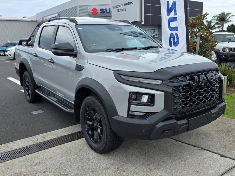 2026 JAC T9 Black Edition