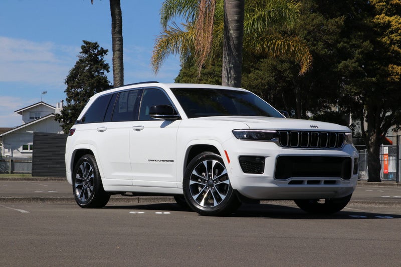 2026 Jeep Grand Cherokee Overland 5-Seat 4WD