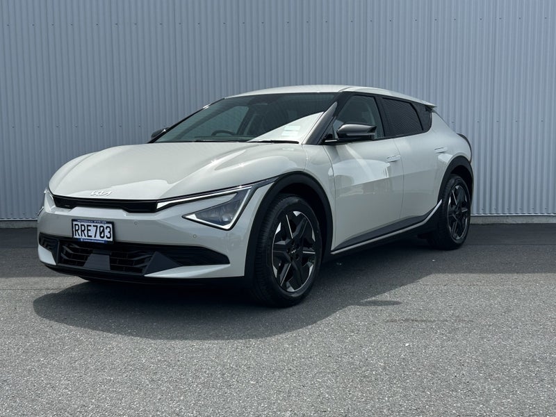 2026 Kia EV6 LIGHT LONG RANGE 84KWH