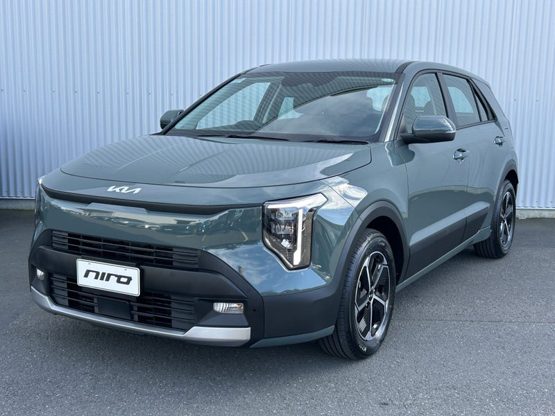 2026 Kia Niro Light 1.6Ph/6Am