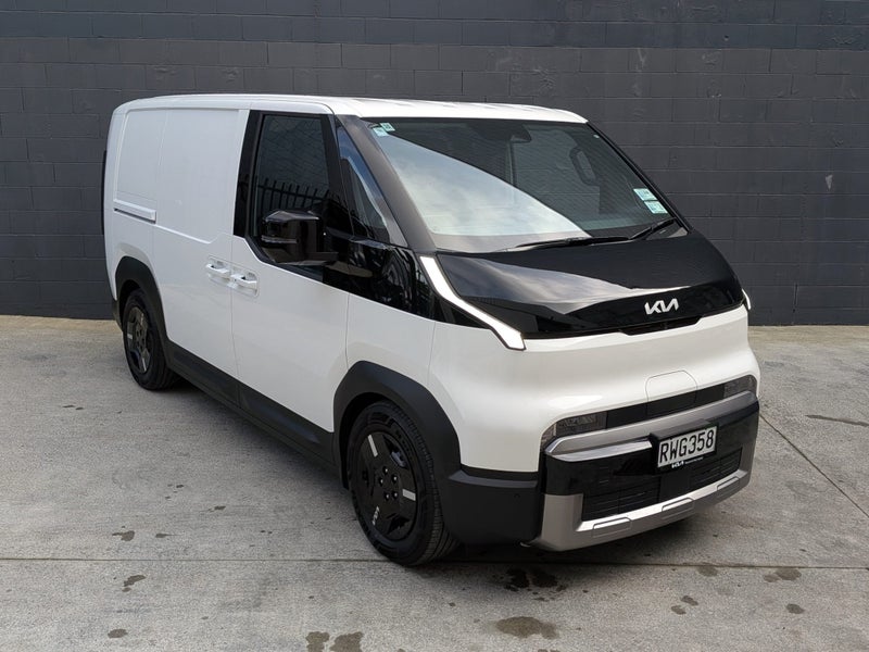 2026 Kia PV5 LR Cargo Standard Roof 6DR